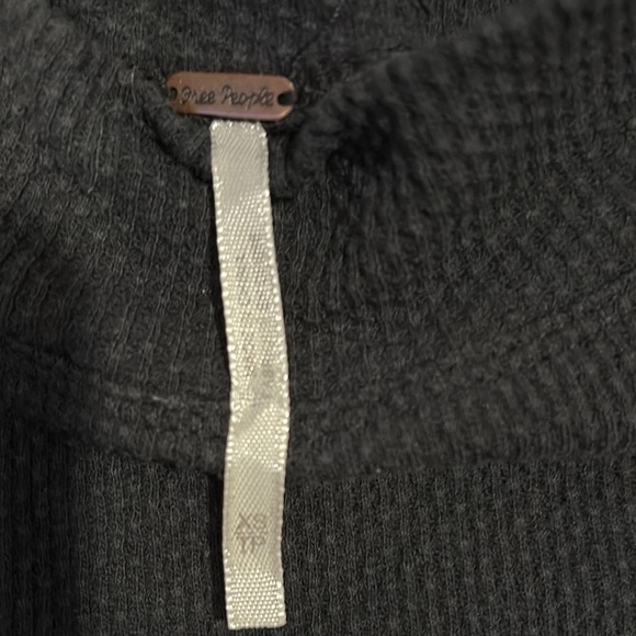 Stylish Black and Orange Women's Mid weight top by Free People- size XS - Picture 3 of 5